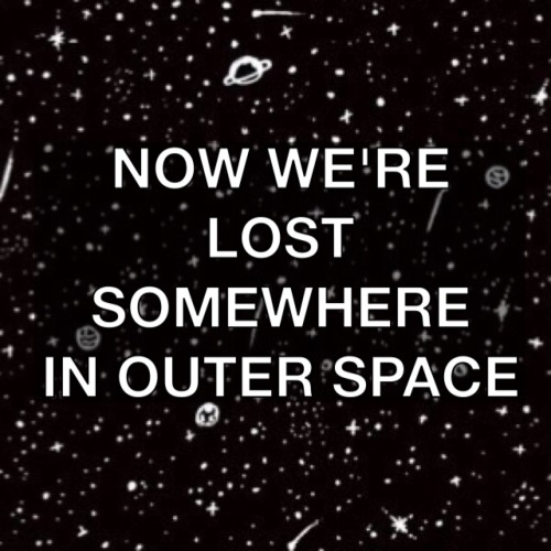 Outer space/Carry on// 5sos Coming down// Halsey