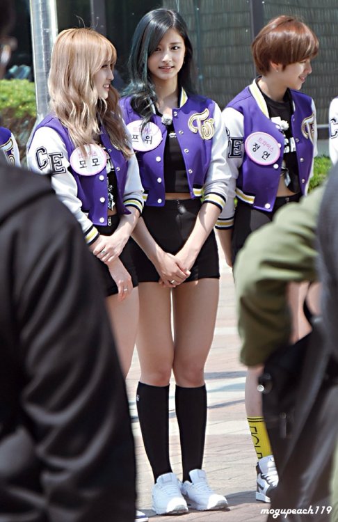 twicepercent:  mogupeach119  