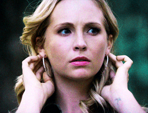 tvdversegifs: Candice King as CAROLINE FORBES in THE VAMPIRE DIARIES | S02E05 | KILL OR BE KILLED