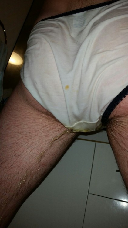 Porn photo daddy-piss:  Pissing in wet panties  Love