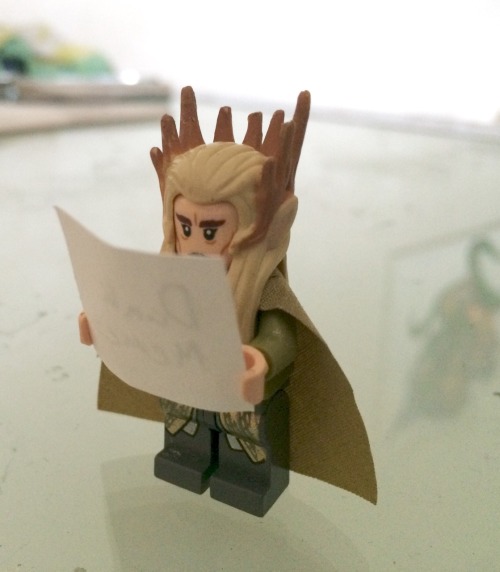 Legolas left me a note on my throne&hellip;