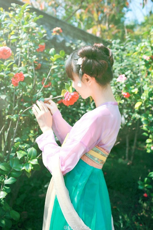 petit-cottage: CreamKiko Traditional Chinese Hanfu.