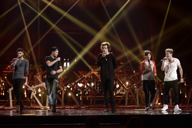 direct-news:  One Direction @ American Music Awards - Rehearsals (22/11/13) 