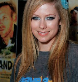 LAVIGNE LOVE