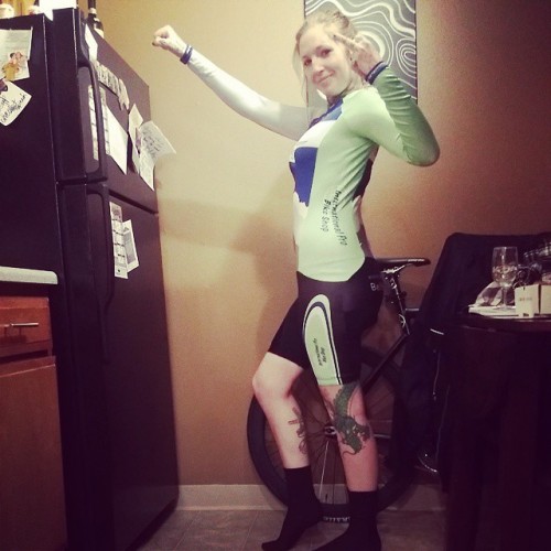 instabicycle: Via @ieatmetalforbreakfast: Staying warm. #bicycle #skinsuit #fixedgear