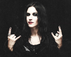 thank-you-pain-blog-blog:  Cristina Scabbia by Tim Tronckoe 