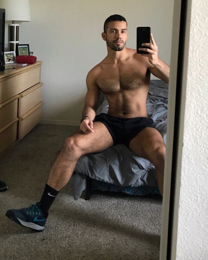 fuckmewhileyoucum:  Follow my Instagram purtantemiz Im following everyone back.