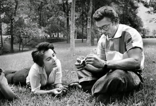 Porn photo twixnmix:  Elizabeth Taylor and James Dean