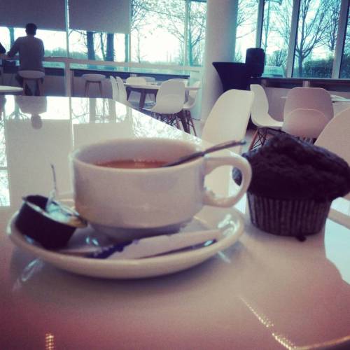This is what every workshop should look like&hellip; #workshop #goudengids #yummymuffin