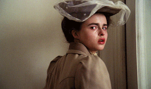 esmesqualor:Helena Bonham Carter in A ROOM WITH A VIEW (1985) — dir. James IvoryHair-on-a Baby Carte