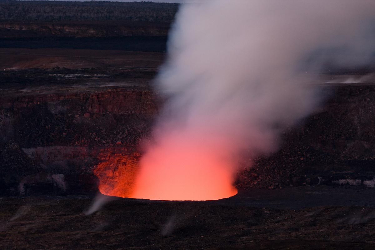 20aliens:  Major collapse at Kilauea volcano vent dims evening glow 