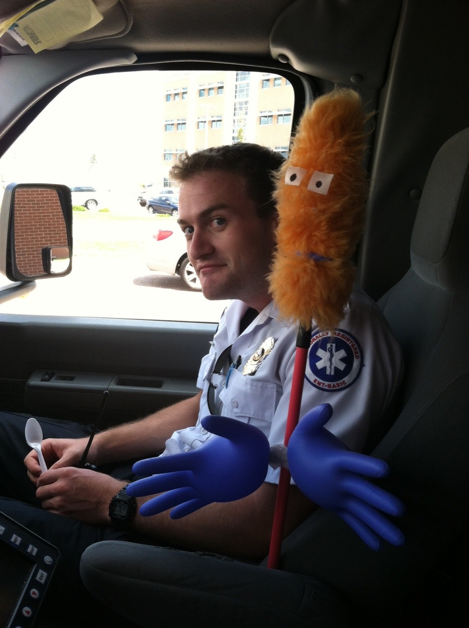 jockeyfever:  These people get paid to save lives. 