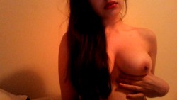 idkjusthornyandbored:  late night webcam snaps