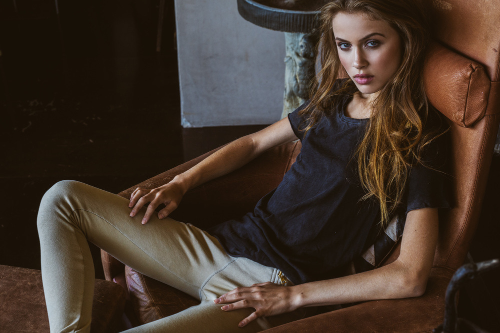 themaxdavis:  Neave Bozorgi