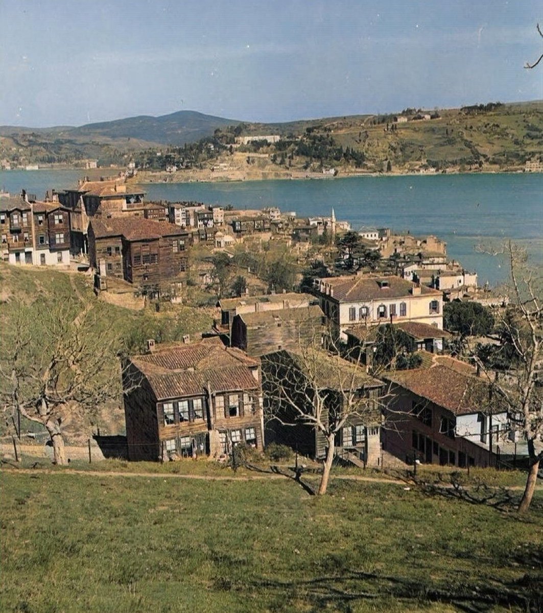 İstanbul, Arnavutköy. 1940...