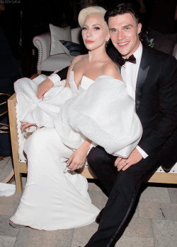 ladygagaqueenedit:Lady Gaga junto a Finn