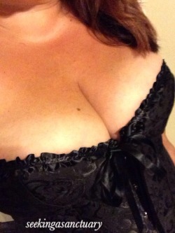 seekingasanctuary:  A little corset action.