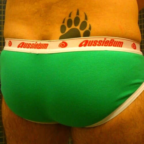 bcnchaser:  Aussies….#gaybears #aussiebum #briefs #bearpaw #underwear(from @hachebcn on Streamzoo) 