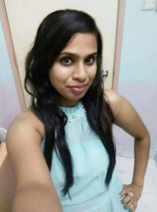 hotxxxindiankl: Reblog to max with coment for more collection Samme sareke