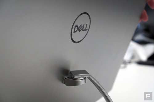 The Dell 27 Ultrathin monitor really lives up to its nameDell is hoping to turn some heads at CES wi
