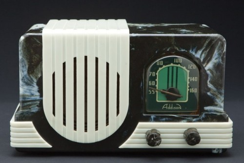 art-decodence:Art deco and streamline modern radios. Enough said. Eat your heart out with these.