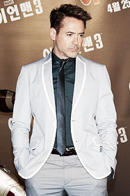 nearamirfaramir:  robertdowneyjr:  Robert Downey. Jr either dresses really well or ridiculously terribly.  Exhibit A:  Exhibit B:  