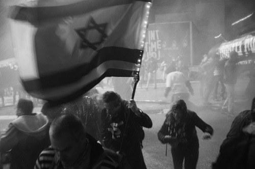 r u capable of staying loyal to the truth?No to tyranny &amp; corruption!Demonstration in Jerusalem,