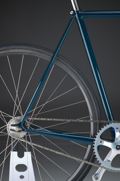 Agile Grace (by mobius cycle)