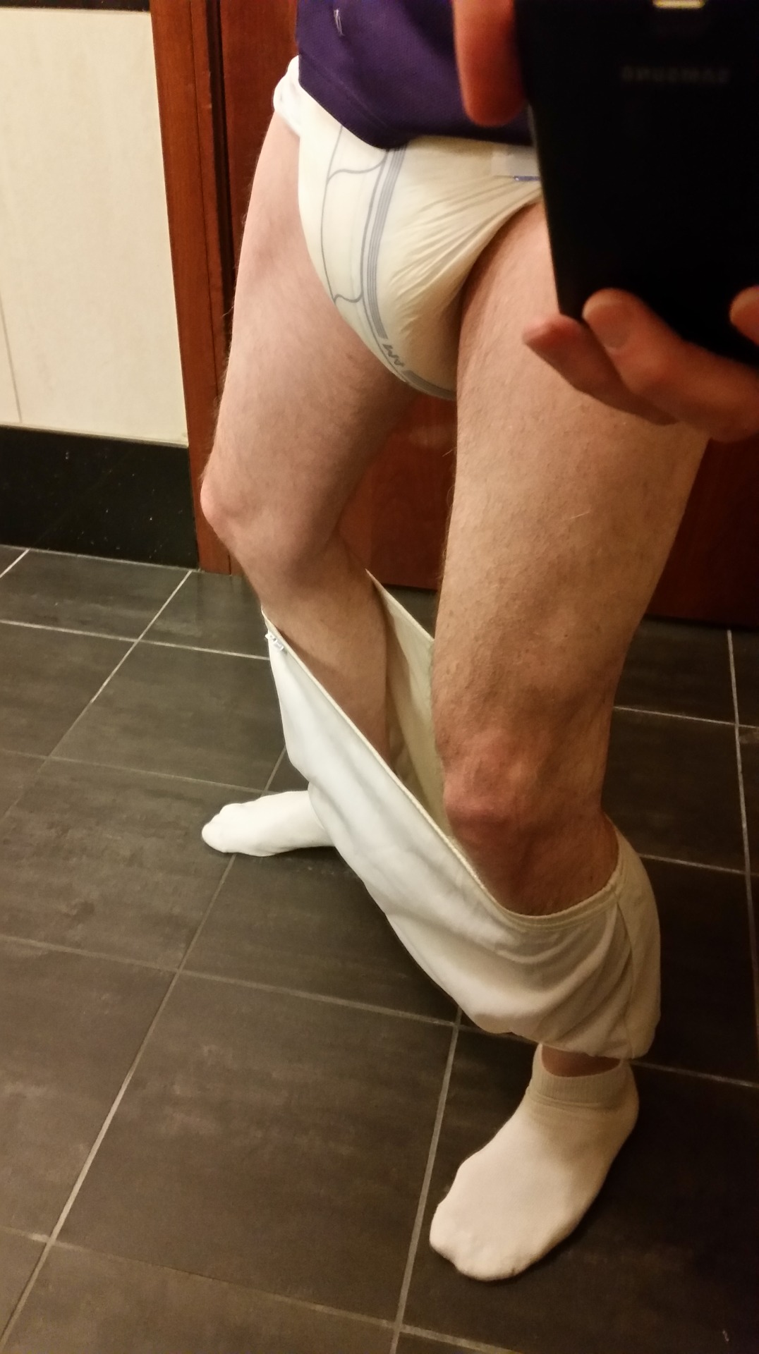 wetkevy:  Changing during a layover … soaked during the flight big time! 