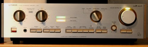 hpvinyl:  Luxman L 410  One of the best amplifiers of the 1980s, finally I have one. :-)