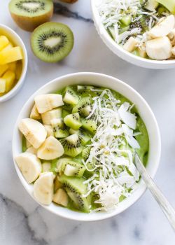 lustingfood:  Green Smoothie bowl