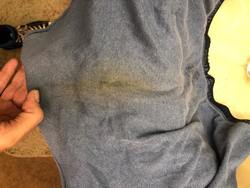 Just swiped these unwashed boxers from the laundry room in my apartment building. They smell awesome