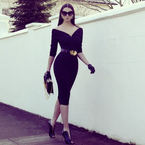 chanel-and-louboutins:  Chanel-and-Louboutins.tumblr.com 