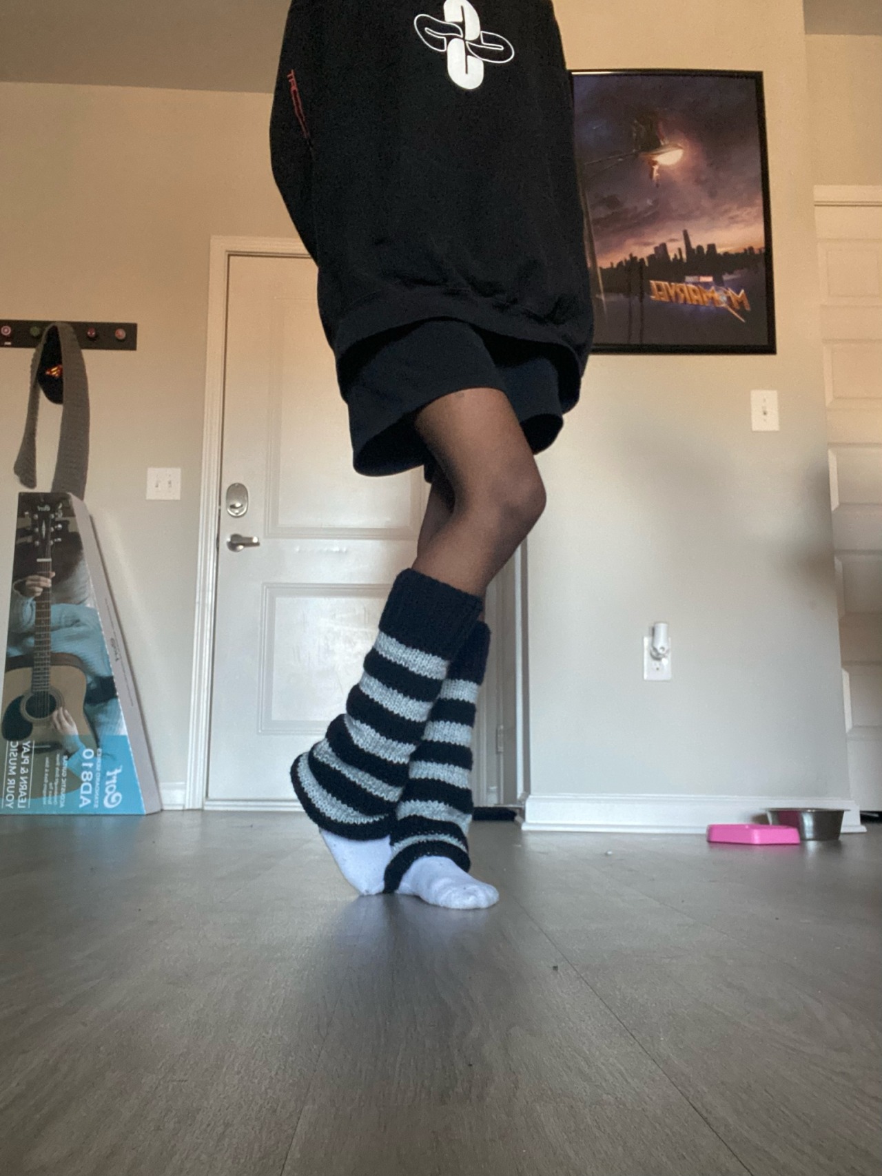 It's getting hotter in those fuzzy socks and leggings : r/socksoverleggings