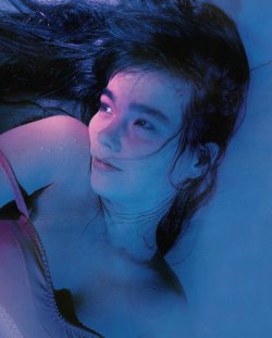 tomakeyounervous:Björk (Nobuyoshi Araki