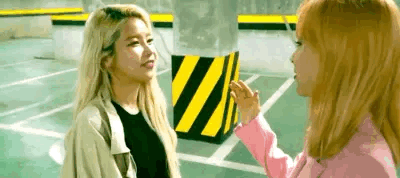 daddywheein:Best friends vs girlfriends