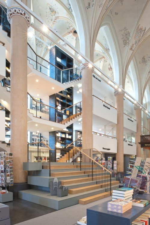 erikkwakkel:Medieval church turned into bookstoreHere is something the book lovers among you will en