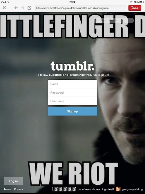 cupoftea-and-dreamingisfree:  I don’t care how many times you do this tumblr, it will NEVER become boring to me. Original by gerryzmyantidrug (x)
