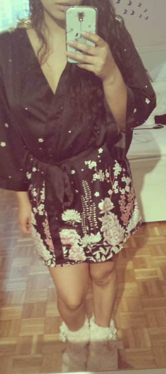 daddysloliita:  For the curiious guy.. thats what I’m wearing now (to clean the house&amp;