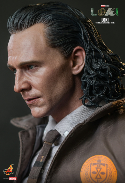 dailyloki: NEW FIGURE - HOT TOYS LOKI