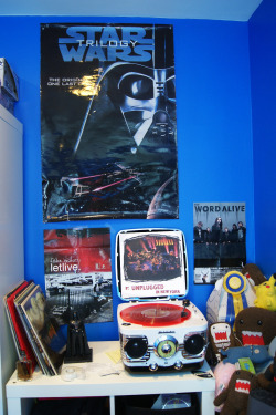 dancesamdance:  as much as I hated living home, I did have a really awesome bedroom. Lord only knows if I’ll ever see those posters/that Unplugged record/the Darth Vader figure again.