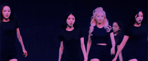 nojiwook:  favOriTe: loona tv #366 // teaser