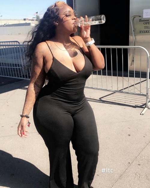 #blazefosho #lovethemcurves #curvology