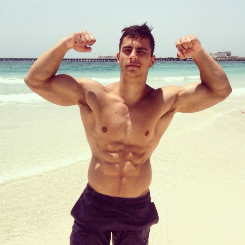 serbian-muscle-men:  Serbian street workout athlete Dejan