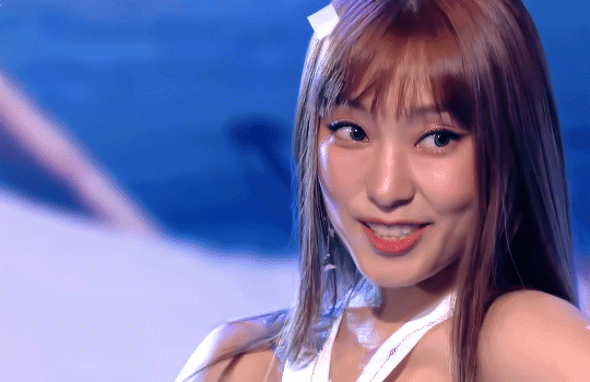 3a70d2522f82a3b5f86403c841a703a08a85b818.gifv