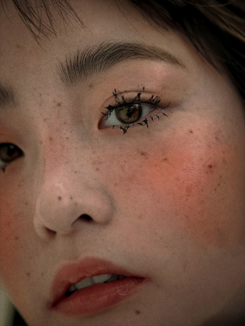 ahsung: KIM MIN HA for W Korea, April 2022