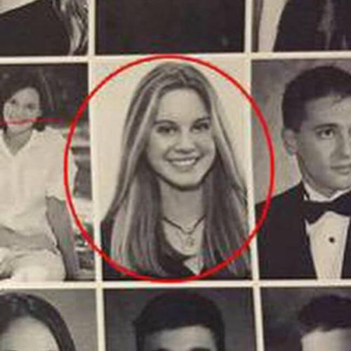 bussykween:  britneylindsayparis:  pinupgalore-lanadelrey:  Lana Del Rey in her teens - early 20s  How   1920s