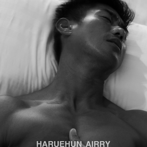 haruehun: Harold Anunciacion for PRIVATE SPACE  Download full: https://goo.gl/3uKRnf 