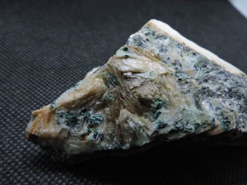 Digenite and Baryte on Rhyolite matrixLocality: Steinberg-Deckenhardt, Sankt Wendel, Saarland, 