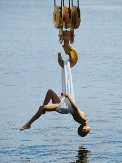 the60sbazaar:  Image by Patrick Lichfield (1969)